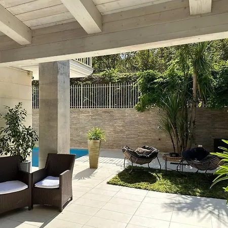 Home Suite Home Villa