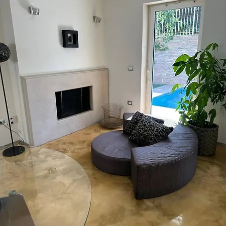Villa Home Suite Home *